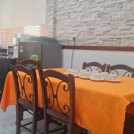 バンティング Anjung Klia House 31 With Neflixヴィラ エクステリア 写真